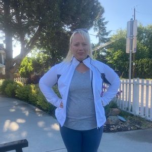 Meet your Posher, Jodi